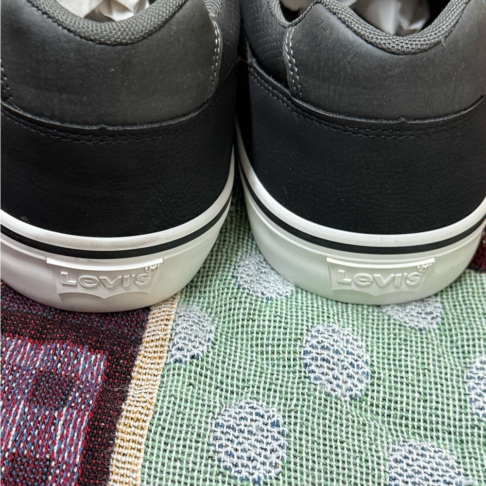 Levi's Men's Black Sneakers with White Accents - Picture 6 of 10